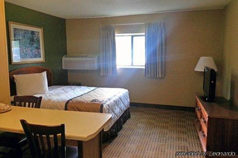 Sonesta Simply Hotel